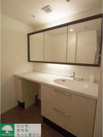 アルティスコート南青山の物件内観写真